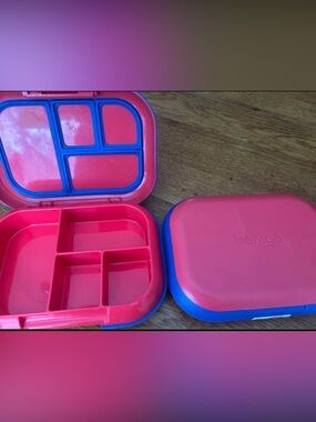 Bentgo Chill Red and Blue Compartment Lunchbox